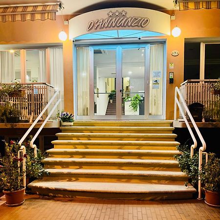Hotel D'Annunzio Cattolica Eksteriør bilde