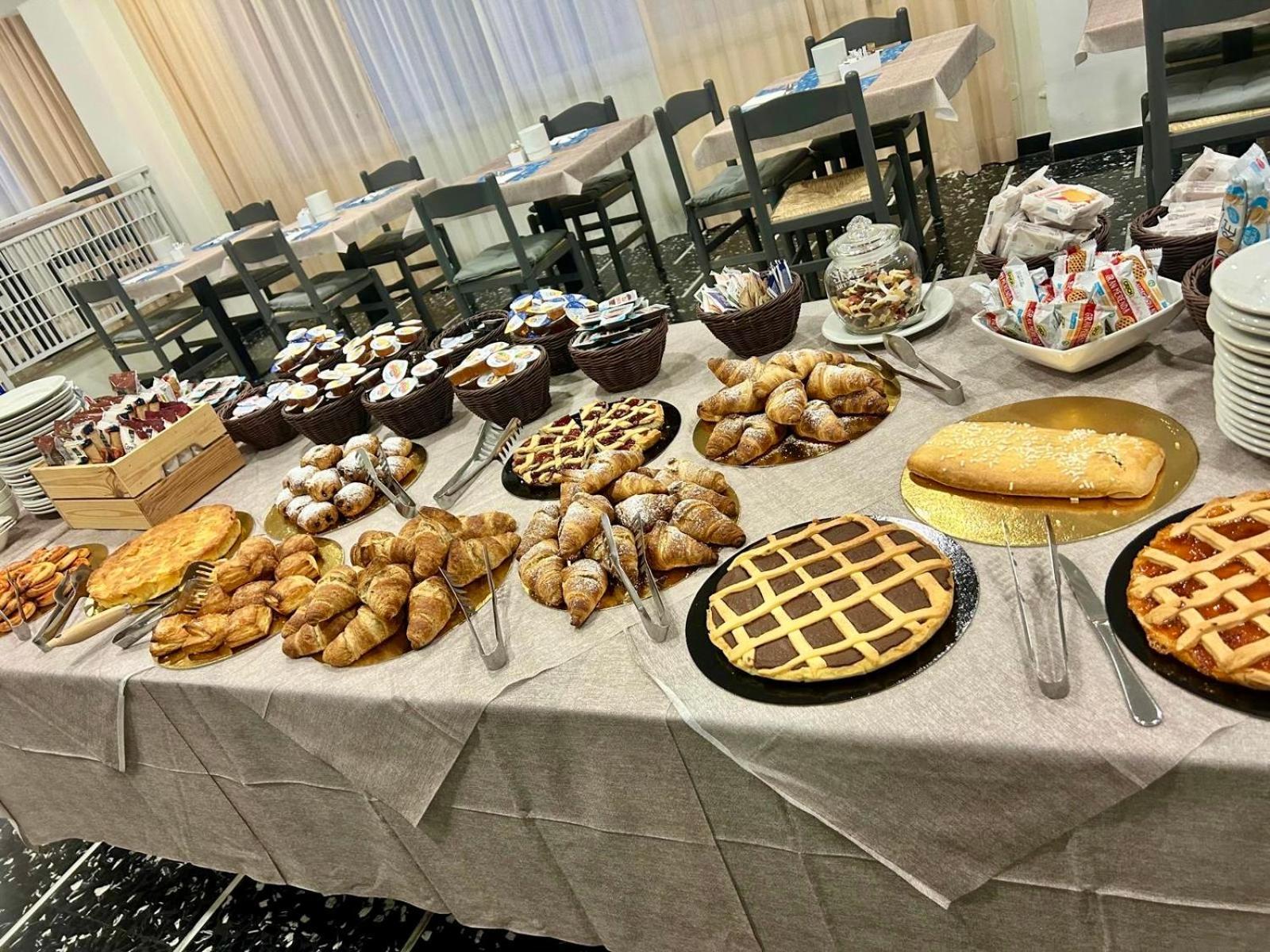 Hotel D'Annunzio Cattolica Eksteriør bilde